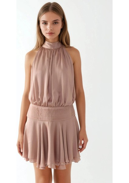Kadın Dokulu Dik Yüksek Yaka Fırfırlı Mini Elbise Toz Pembe