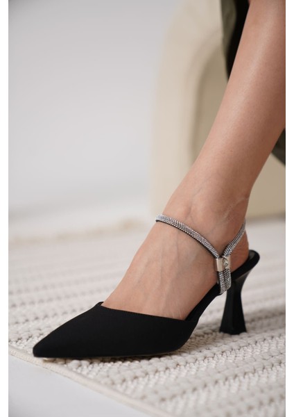 Georgina Kadın Taşlı Siyah Saten Topuklu Ayakkabı fiyatları