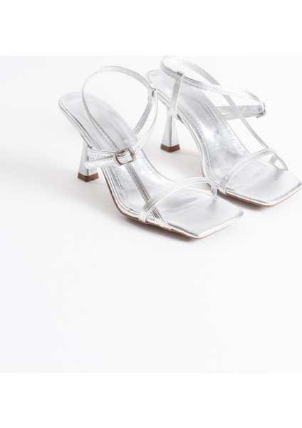 Rossie Kadın Gümüş Topuklu Sandalet modelleri