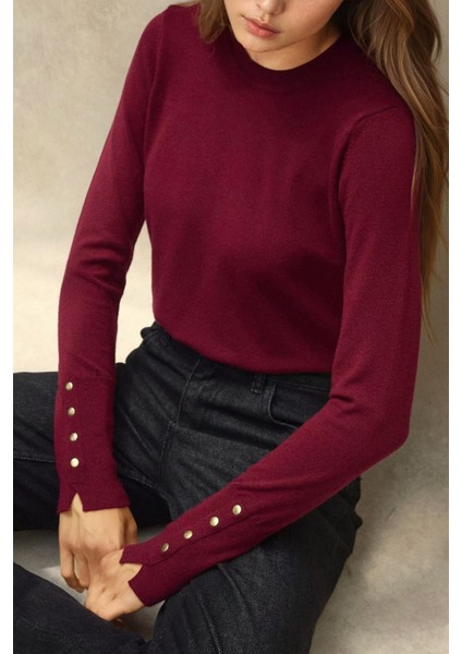 Kadın Düğme Detaylı Yuvarlak Yaka Örme Kazak Red