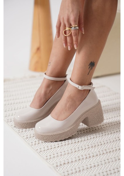 Marla Kadın Bej Rugan Bilekten Baretli Günlük Ayakkabı modelleri
