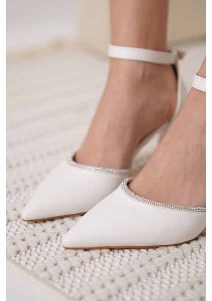 Darla Taşlı Kadın Beyaz Topuklu Ayakkabı indirimleri