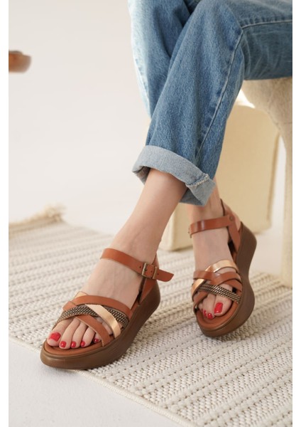 Herry Taba Altın Detaylı Hakiki Deri Sandalet fiyatları