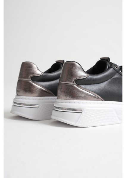 Vega Platin Detaylı Siyah Kadın Spor Ayakkabı fırsatları