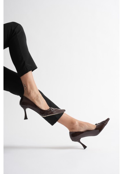 Maya Kadın Acı Kahve Rugan Ayakkabı fırsatları