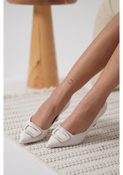 Emery Kadın Beyaz Topuklu Ayakkabı indirimleri