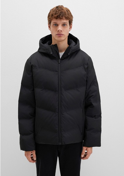 Kapüşonlu Siyah Şişme Mont 0110651-71379 fırsatları