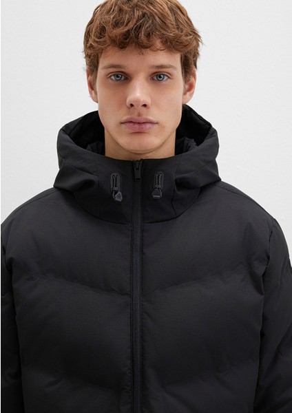 Kapüşonlu Siyah Şişme Mont 0110651-71379