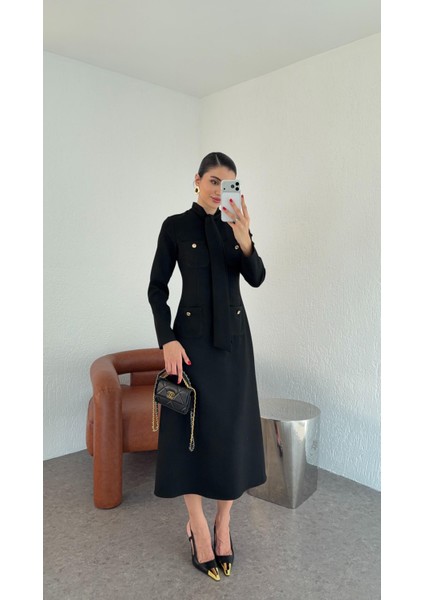 Fularlı Siyah Elbise