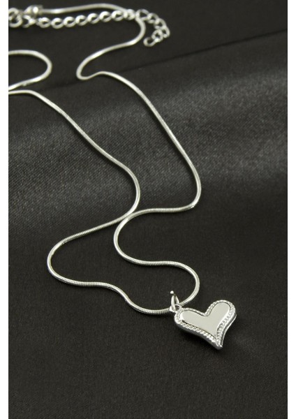 Kalp Çelik Kolye