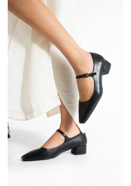 Angelina Kahve Renkli Tek Tokalı Küt Burunlu Kadın Kalın Topuklu Ayakkabı modelleri