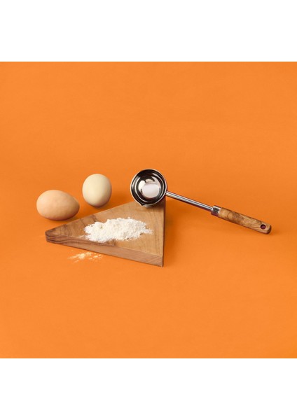 Ahşap Saplı Metal Ölçü Kaşığı - Gri / Kahverengi