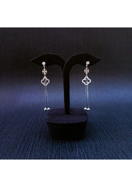 925 Ayar Sallantılı Tasarımlı Kadın Gümüş Küpe -Sade ve Şık modelleri