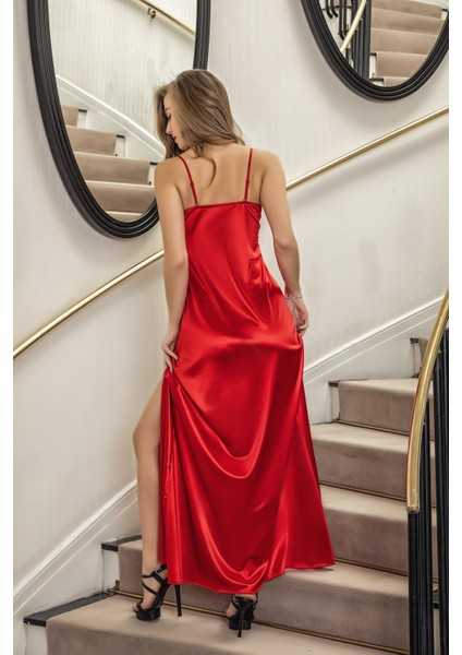 Dantelli Uzun Yırtmaçlı Saten Gecelik Elbise String Takım Kırmızı (MGP31512) fırsatları
