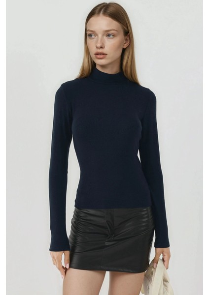 Kadın Ultra Yumuşak Slim Fit Dik Yaka Örme Üst Blue