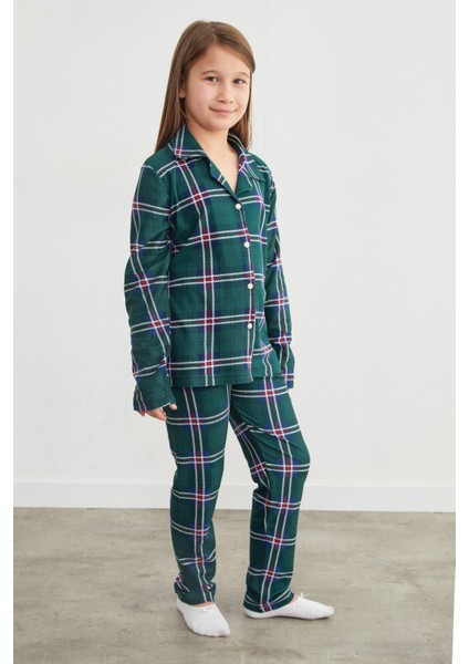 Ekose Desenli Süet Kız Çocuk Pijama Takımı fırsatları