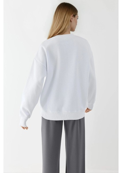 Kadın Baskılı Yuvarlak Yaka Sweatshirt White