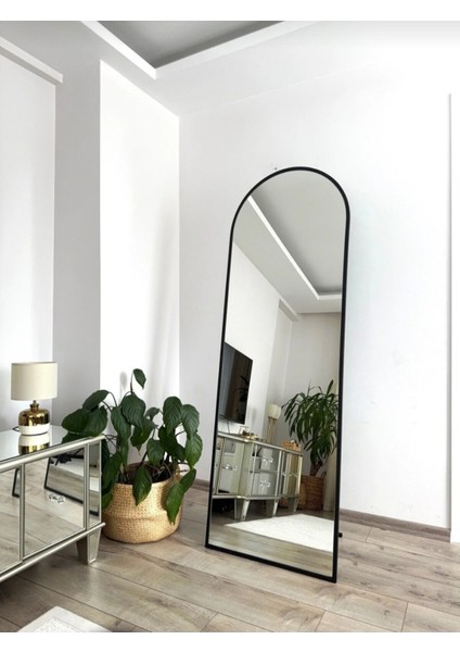Siyah Metal Çerçeveli - Boy Ayna - 180X60 fiyatları