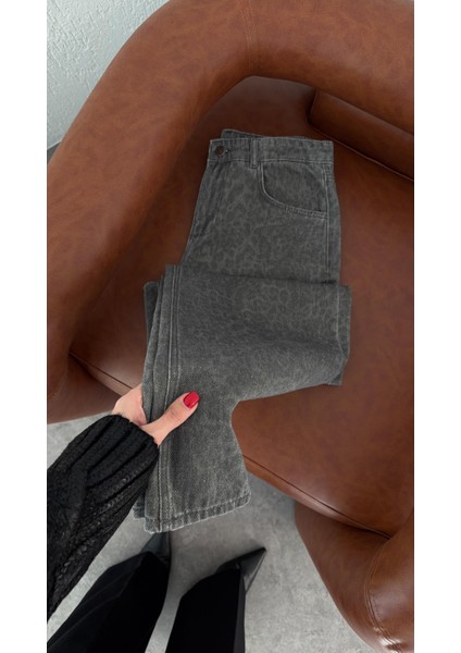 Leopar Desenli Gri Jean indirimleri