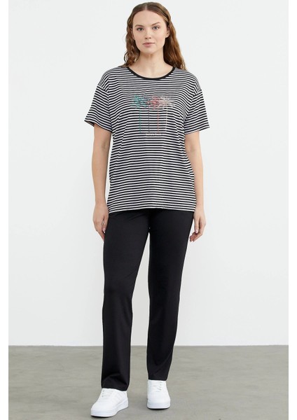 Sementa 76324 Sıfır Yaka Nakış Detaylı Çizgili Penye Takım fırsatları