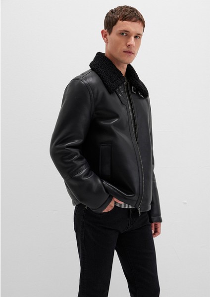 Suni Kürk Detaylı Siyah Suni Deri Ceket 0110670-71379