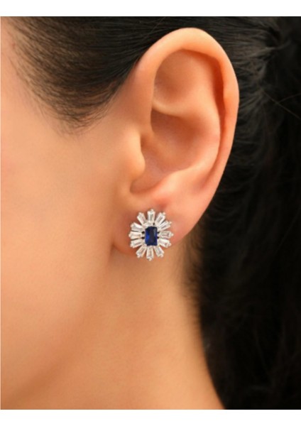 925 Ayar Rodyum Kaplama Safir Taşlı Baget Gümüş Küpe fiyatları