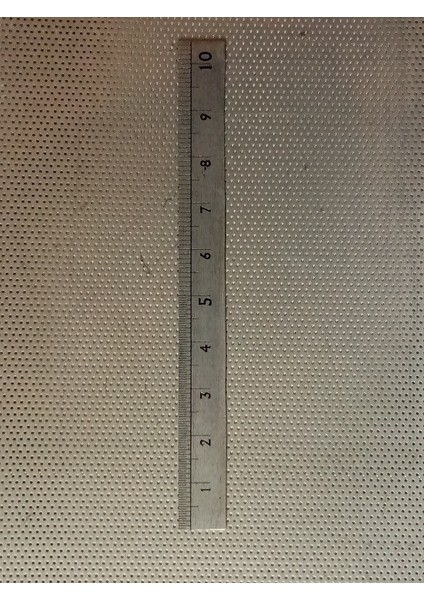Paslanmaz Delikli Sac KALINLIK:0,50MM ÇAPI:0,50MM EBAT:50CMX50CM