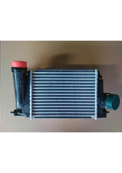 TURBO RADYATÖRÜ INTERCOOLER MEGANE 4-KADJAR-TALISMAN-SCENIC-QASHQAI 1.5DCİ- XTRAIL 1.6 64X217.9X282 144614EA0A 144614EA1A 144614EA1B