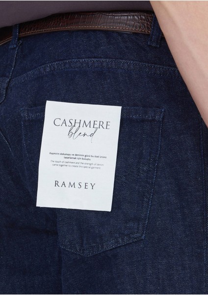 Lacivert Düz Slim Fit Denim Pamuk Karışımlı Pantolon fırsatları