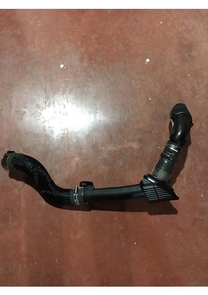 TURBO HORTUMU MEGANE 3-FLUENCE 1.5 DCİ 110HP 2009 144602487R 144603600R 8201020571