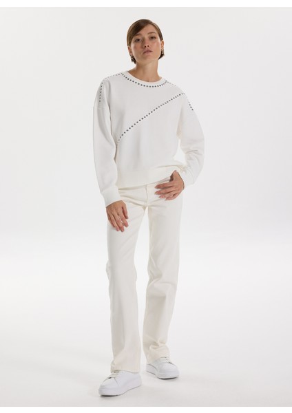 Bisiklet Yaka Taşlı Beyaz Kadın Sweatshırt F5WL-SWT0033 fırsatları