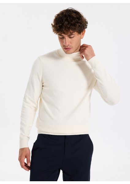 Tam Balıkçı Yaka Slim Fit Düz Ekru Erkek Kazak F5WM-KZK 2524