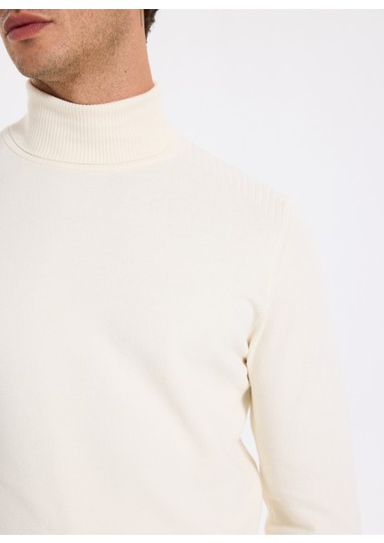 Tam Balıkçı Yaka Slim Fit Düz Ekru Erkek Kazak F5WM-KZK 2524 indirimleri