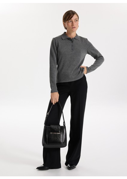 Polo Yaka Slim Fit Düz Gri Melanj Kazak Kadın F5WL-KZK0412 fırsatları