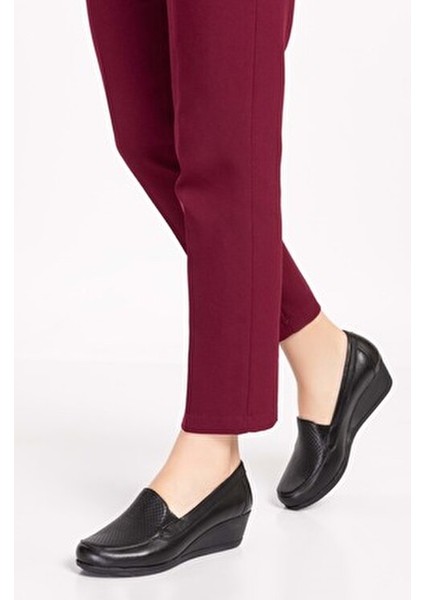 Kadın Deri Taban Düz Topuklu Ayakkabı Rahat Kullanım fırsatları