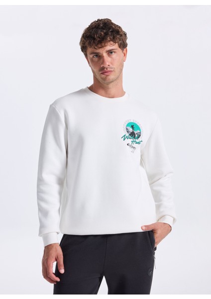 D5WM-SWT3858 Beyaz Bisiklet Yaka Relaxed Baskılı Erkek Sweatshırt