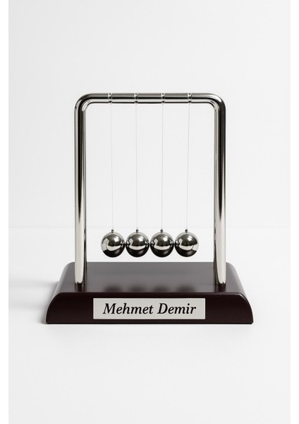 Isim Yazılı Kişiye Özel Newton Sarkaçı Metal Denge Topu Masaüstü Ofis Şık Dekoratif Hediye Küçük Boy