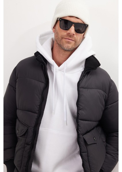 Erkek Regular Fit Klasik Kesim Çift Cepli Lastikli Dik Yaka Siyah Mont fiyatları