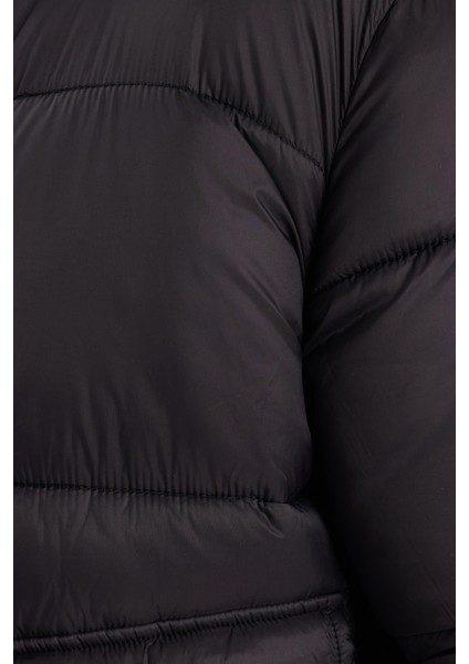 Erkek Regular Fit Klasik Kesim Çift Cepli Lastikli Dik Yaka Siyah Mont