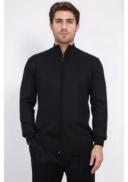 Fermuarlı Siyah Hırka