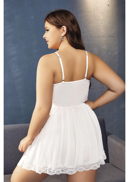 Büyük Beden Beyaz Dantel Işlemeli Ince Askılı Gecelik modelleri