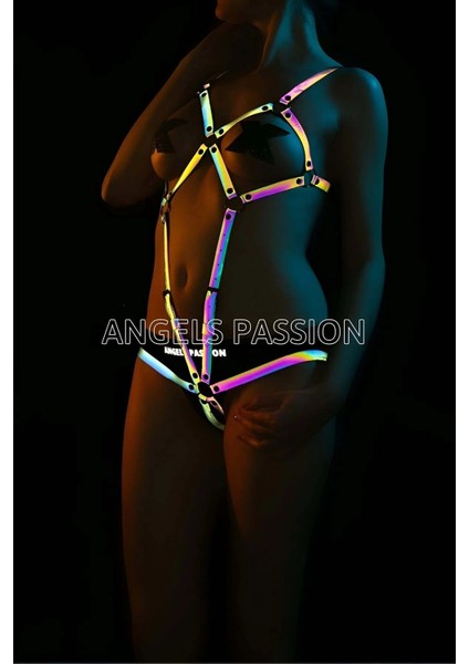 Karanlıkta Renkli Parlayan Body Harness fiyatları