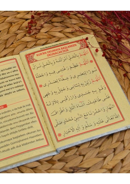 Kişiye Özel Pleksi Isimli Kadife Yasin Kitabı – 128 Sayfa