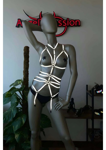 Karanlıkta Parlayan Fantazi Giyim Harness - APFT262 modelleri