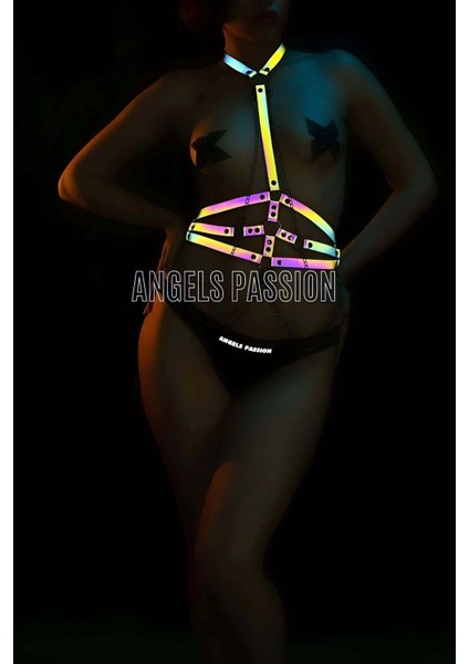 Karanlıkta Renkli Yansıyan Reflektörlü Göğüs Harness - APFT10