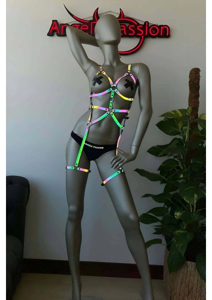 Fantezi Giyim Renkli Reflektörlü Body Harness indirimleri