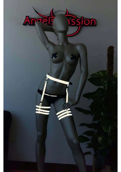 Karanlıkta Işıkla Parlayan Özel Bacak Harness Beyaz Reflektörlü - APFT358 fiyatları