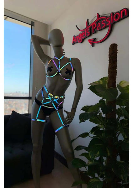 Reflektörlü Iç Giyim Fantazi Harness Jartiyer Takım