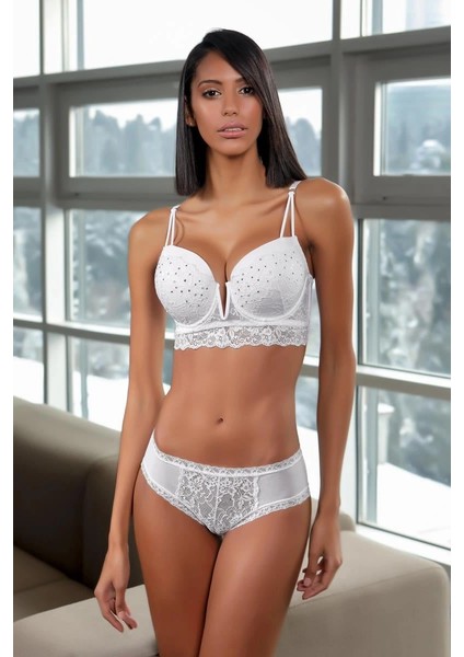 324 Destekli Beyaz Dantel Sütyen ve Külot Takımı