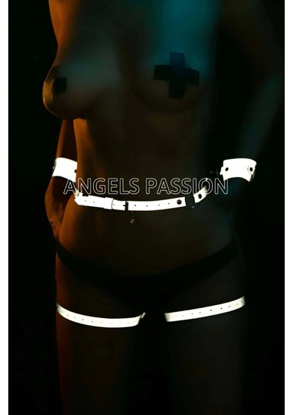 Beyaz Reflektörlü Popo Üzeri Kelepçeli Harness - APFT270 modelleri